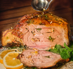 Gigot d'agneau aux herbes fraîches