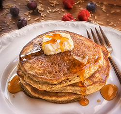 Pancakes multi-céréales 
aux flocons d'érable sans gluten