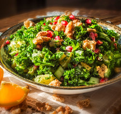 Salade de kale et
pomme grenade