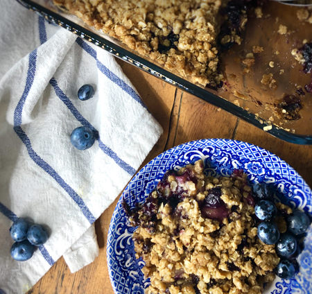Recette sans gluten Croustade pêches 
et bleuets