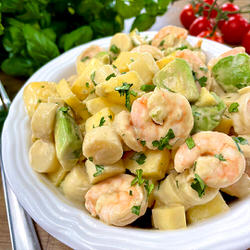 Salade de cœurs de palmier, crevettes et mangue sans gluten
