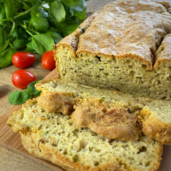 Cake salé courgettes,
olives et basilic sans gluten