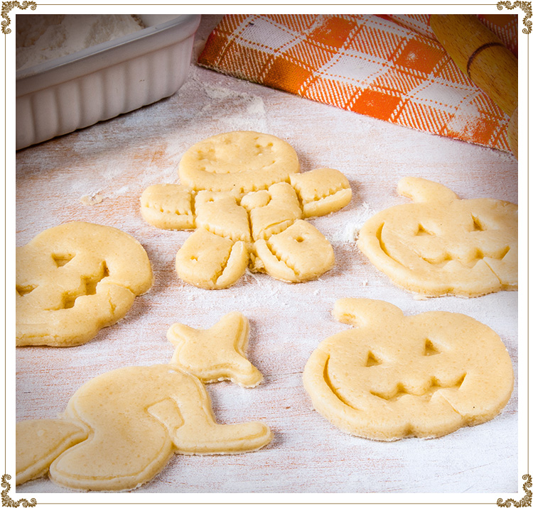 Photo de Biscuits moulés d'Halloween sans gluten