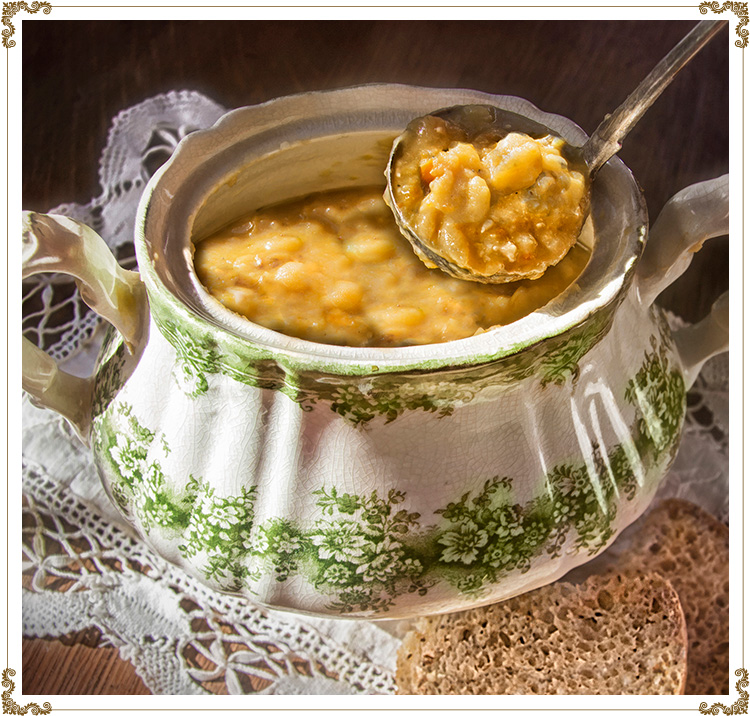 Recette de Soupe aux pois traditionnelle sans gluten et sans produits laitiers de Cuisine l'Angélique.