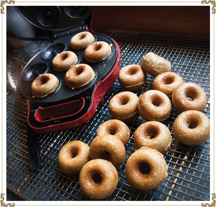 Recipe Martine's Grandmother’s Doughnuts
Gluten-free, dairy-free (casein-free) and hypotoxic 
By: Cuisine l'Angélique
